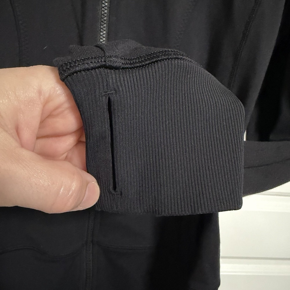 Lululemon Define Jacket Black Full Zip Yoga Slim Fit Size 6 Thumbholes Mock Neck - Picture 6 of 11